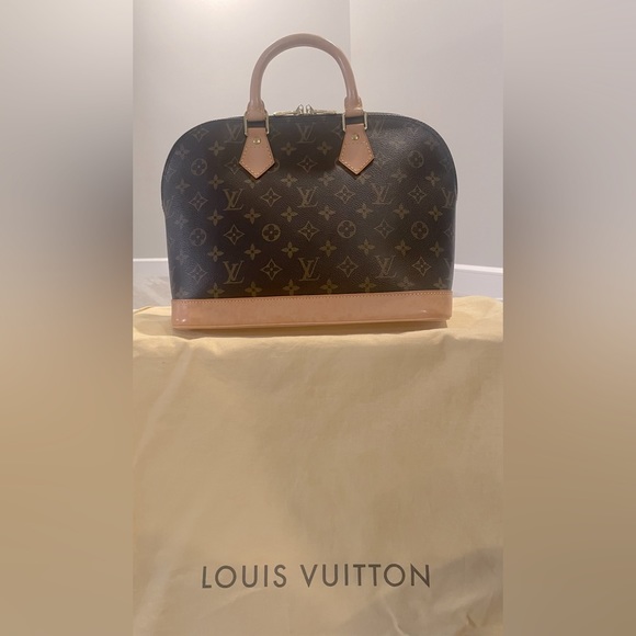 Alma Louis Vuitton Bag with original dust bag, includes Louis Vuitton gold lock - Picture 5 of 6